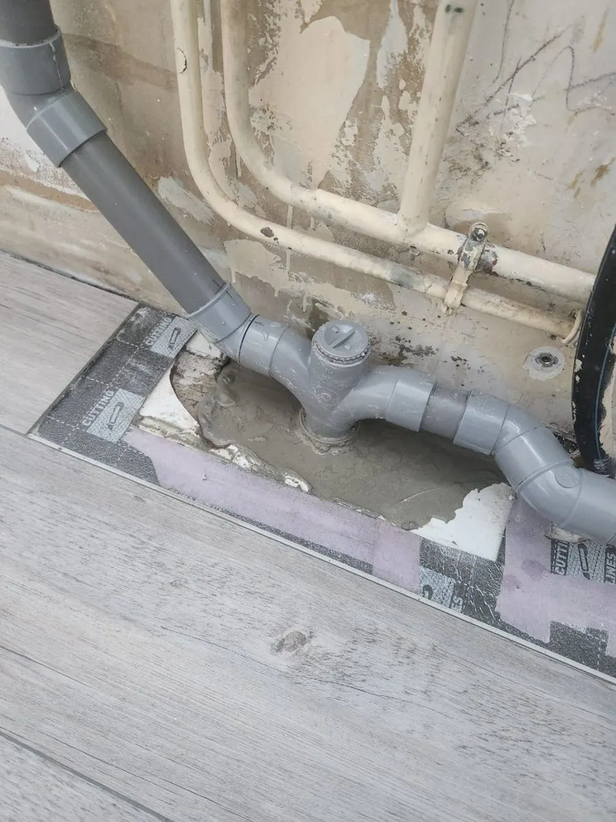 Modification et raccordement d’une évacuation PVC